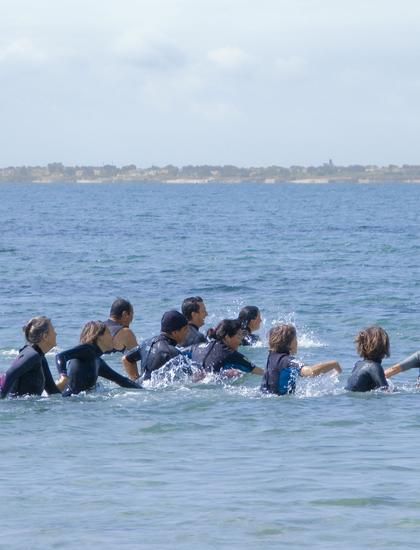 Le retour en grâce du longe côte, sport au puissant pouvoir de musculation